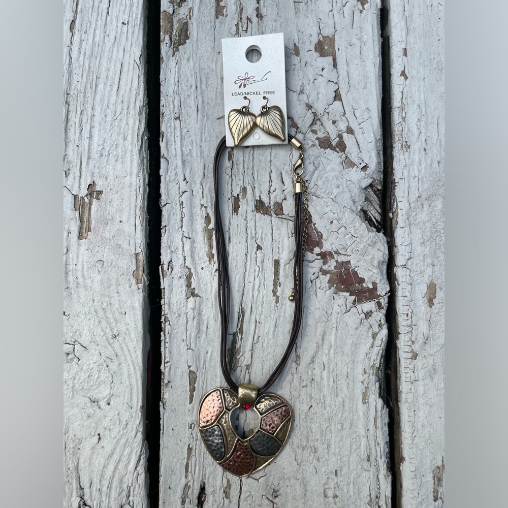 Chunky Heart Necklace Set